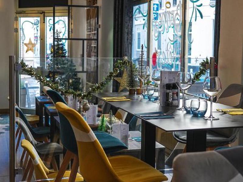 3307FA3CEDB0C1558E37A7B0B58082DE