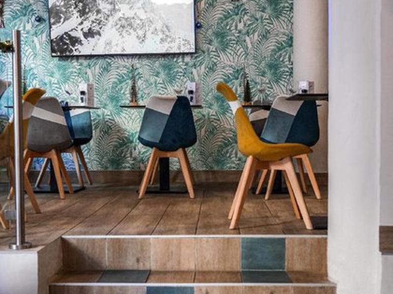 4D859764A8932DDF3272B791588FF74E