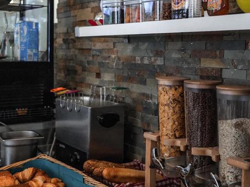 9FEE99C6D8BD36B957E3F58E193285C3