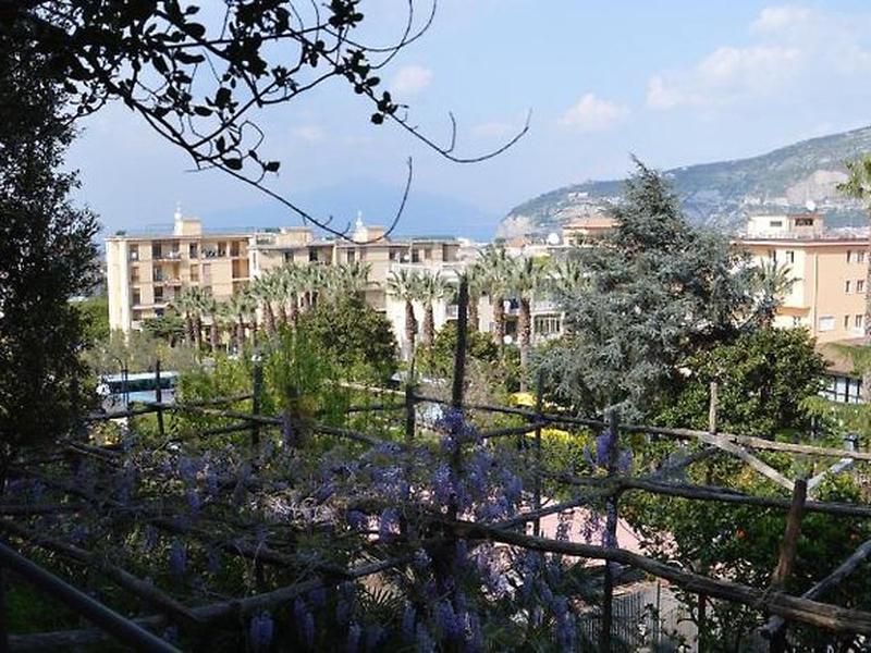 E4C5332C2E942AF5693607336D0CC24C