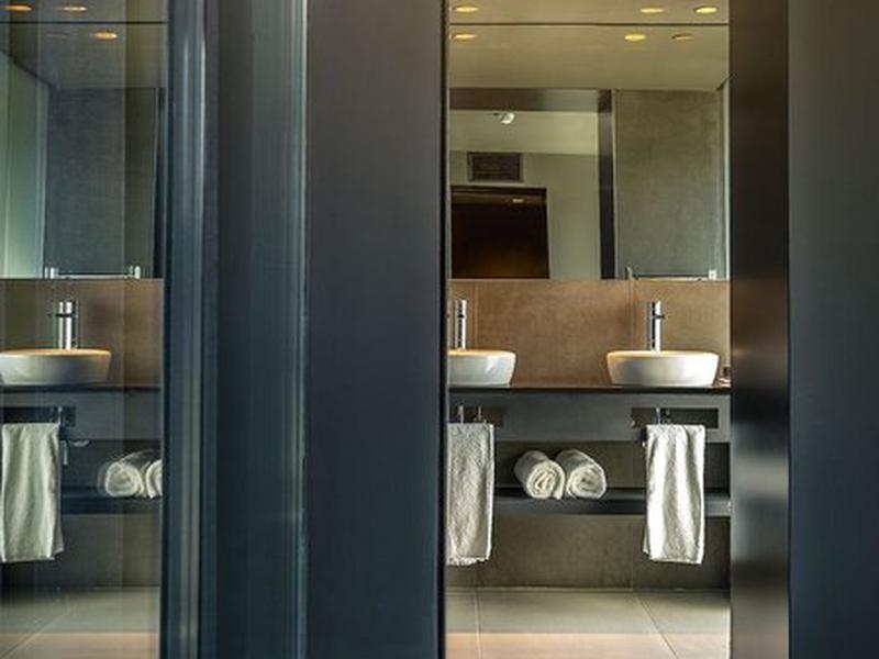 F613CFD70F4B7C9ABFD6D33FB2C61ECB