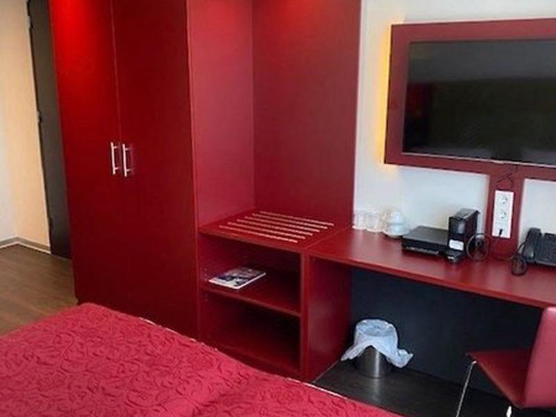 2945C434158C08E154F0332A1352323F