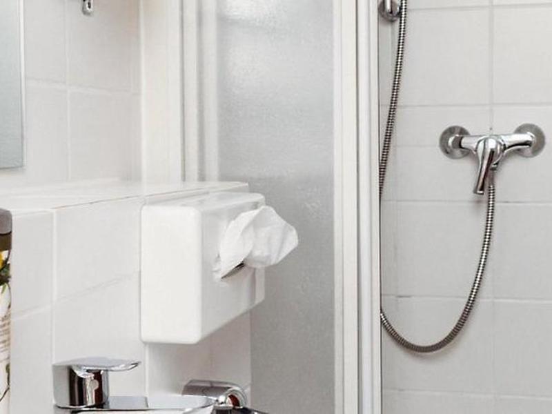 CCF093C2073AF482FA1F82E12A975654