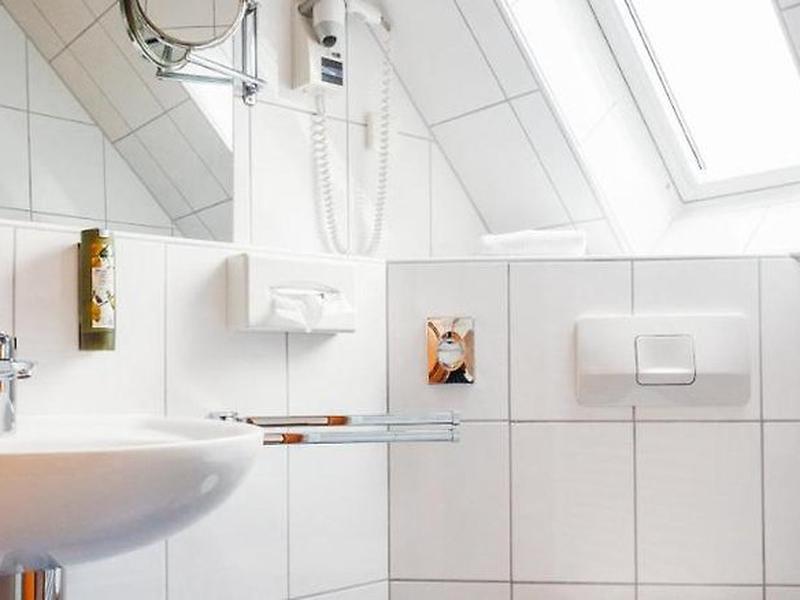 3BD9235387F951D17AE9A656E5EDA501