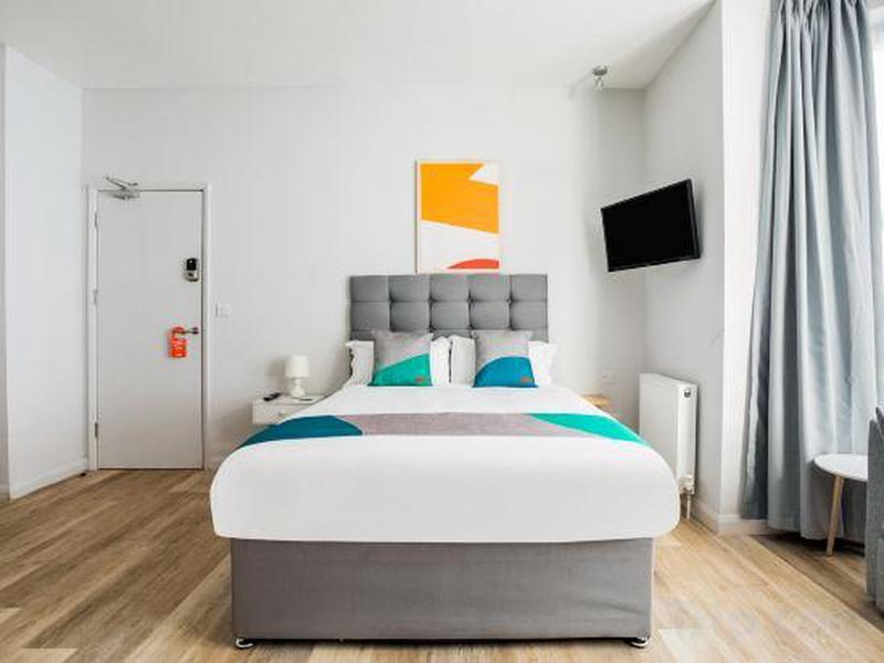 09064E42EF8775248E34AE1AE7BF9926