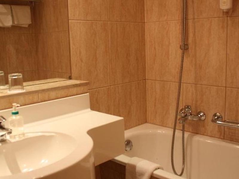 F4A98066CC7BDE030CAA9929B9F3C52F