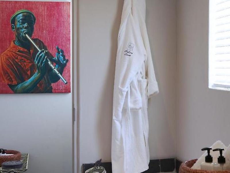 AEB6C8B3A8229DA8580F6BA6988D800A