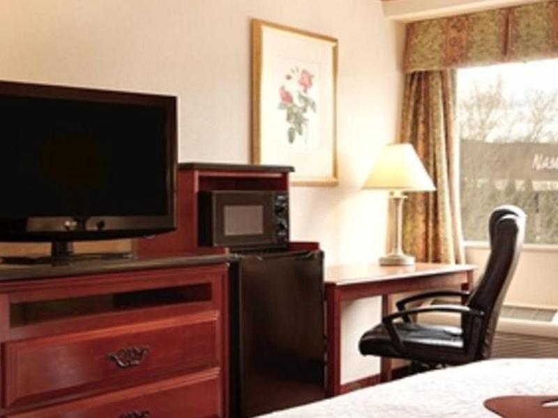 E917F7739FAF48E2CA7E46F93A0C4A33