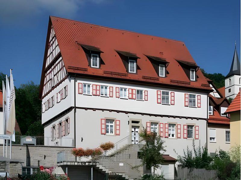 ED0F57013DF1A65885DB43476A9D25FC