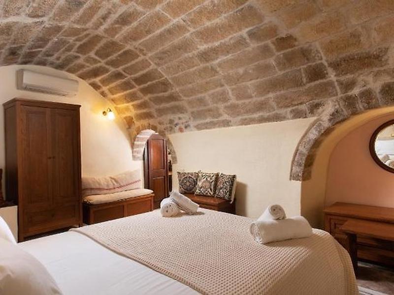 060FD5AC7DB2022358D0DB5F60F342EA