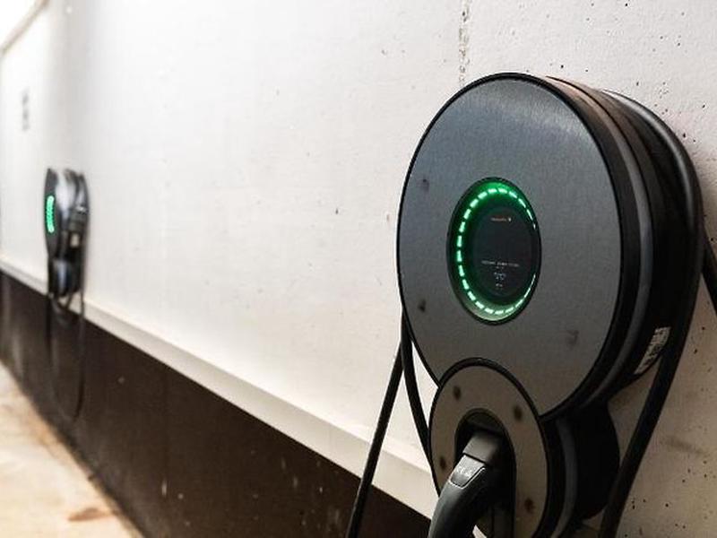 FCB27107FE5E460B3324BBFDAE637E80