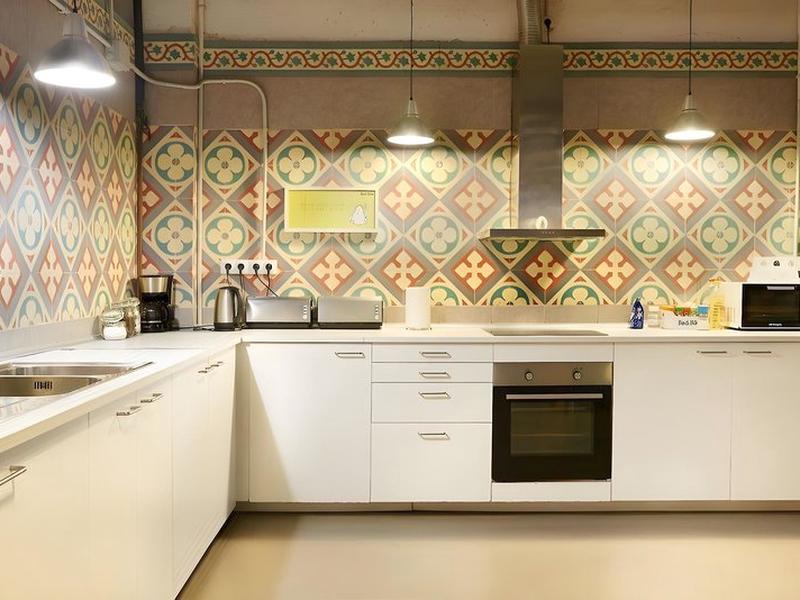 9710285AE22C3F9392954003665645AD