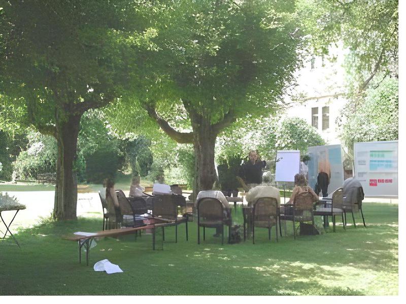 AB9EA7A4F5299102A6C8F13247C5BF05