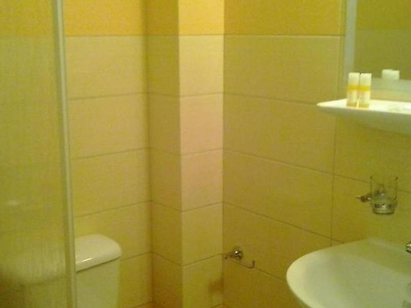 100BE14C17AB937D439196B4E35FE01B