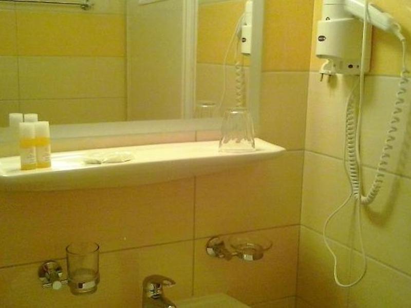 6CD520E871B95F9620814BEF14F90E8F