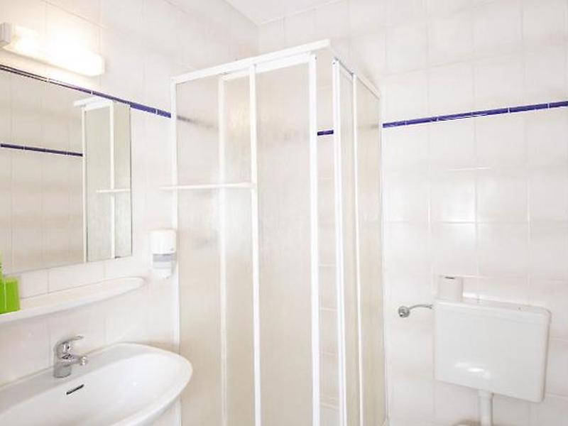 5F53DA5F15AADB09CF75B3E85A7D857B