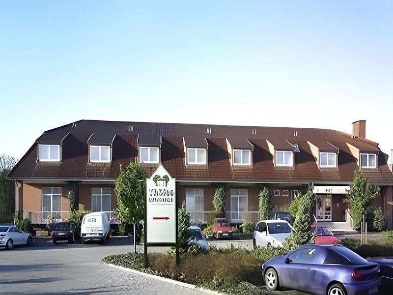 D9CAFF3A0F36DA28096A83305594BDB5