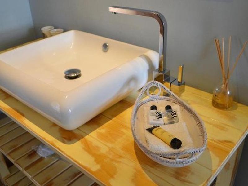 EEDBB36F08C0056F2C5536C04E72EBFE