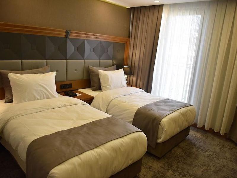 8517567472687FF0C719184FF5E9B07B