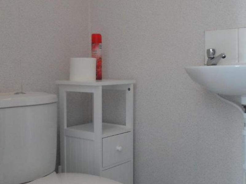 7D5F18E25A512381700F09E34610AB6F