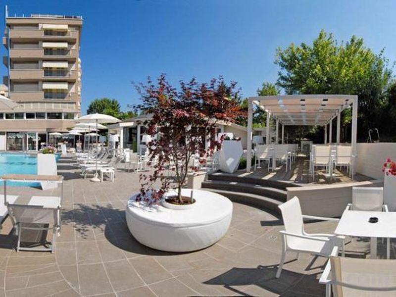 F2E5F2C4D63D5001834FEECC4F48AF4F