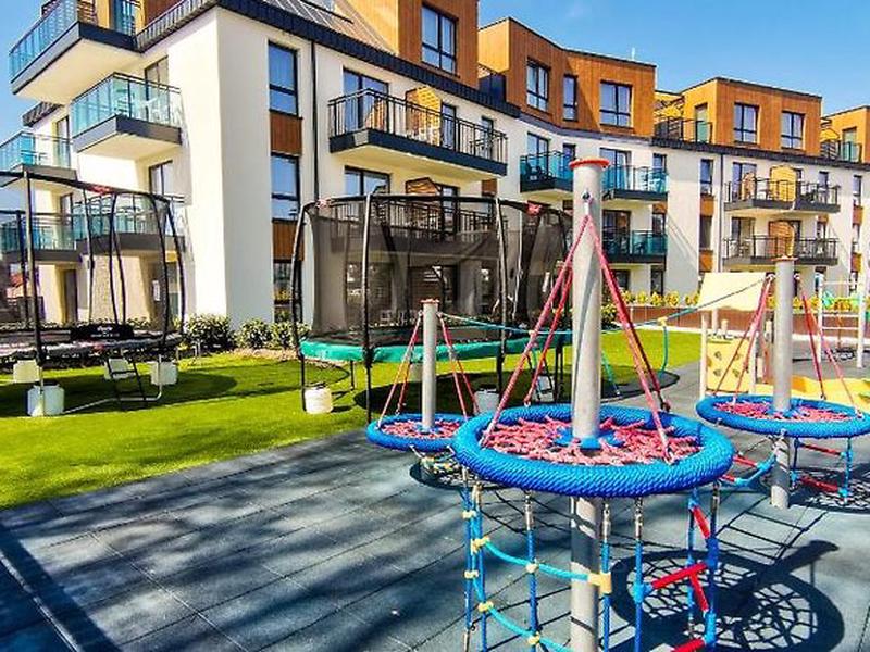 F75B814FF7A47B548D6C1BE56D50D43F