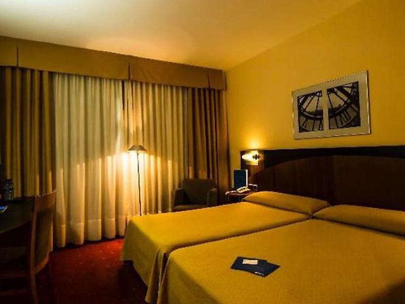 6874CF7835A53F2EBC896D4AFFB0488D