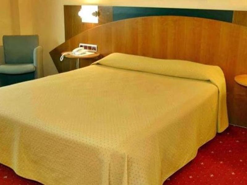 E64ED27599D6852D9D6E5AA4A5537792