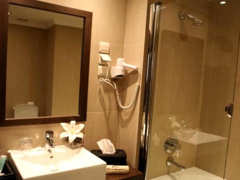 F4748460F935322911537AE572B48D49