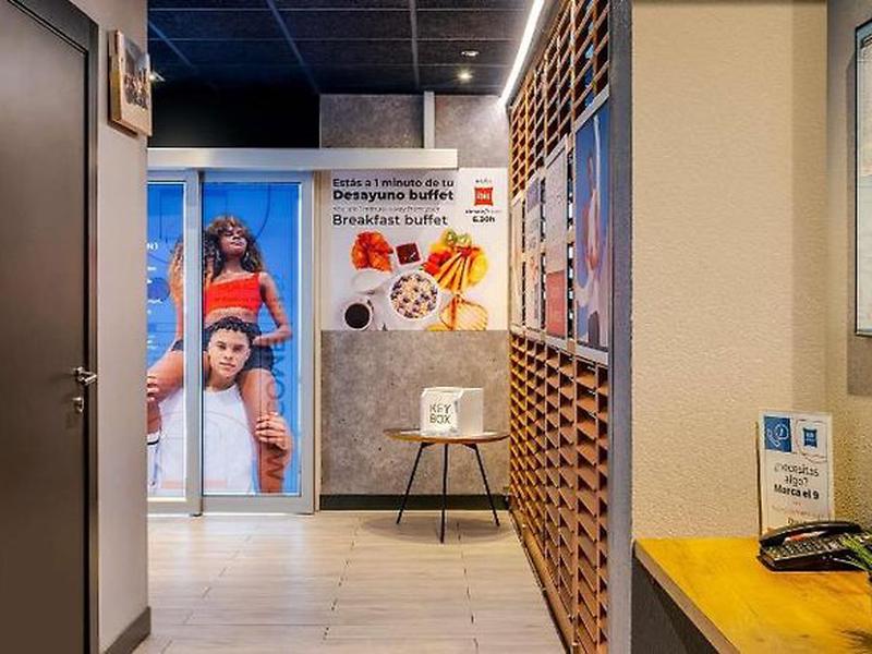 4339EF4225CD2E7454017B080DD751C3