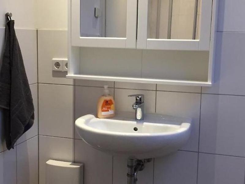 5B01EE0E9BFE7BAB8462872464754147