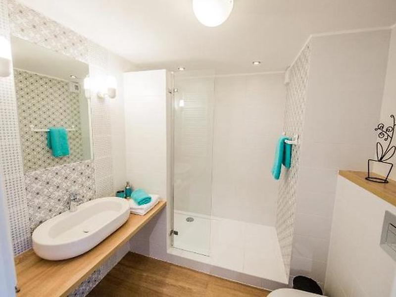 5F2FE00FED39933FD5FCC24DDC84B0F0