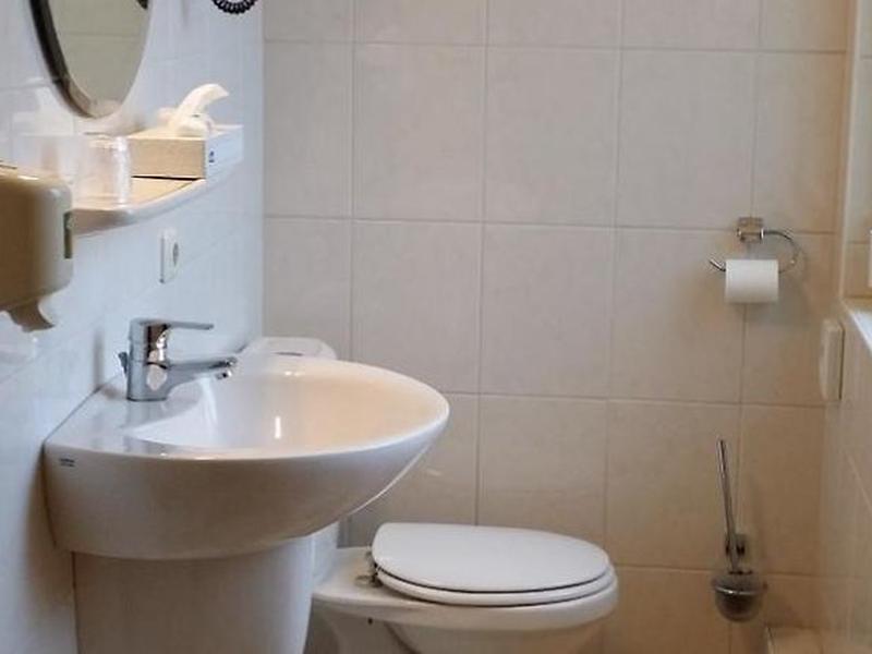 76A6E8BC429A07CF2F79A79AB8C55ACB