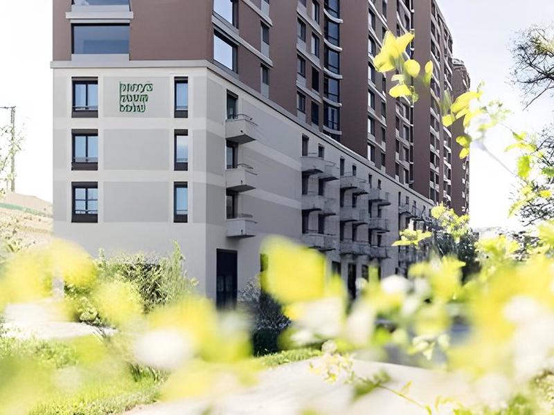 04B0145ED384305587D4D1BB003CFE74