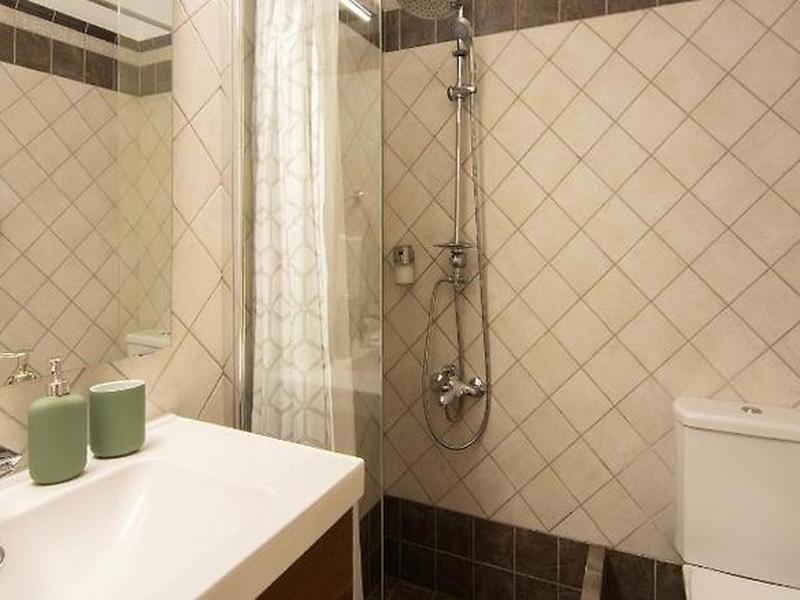 0F6501CEB745407D008F5F463A9B39AA