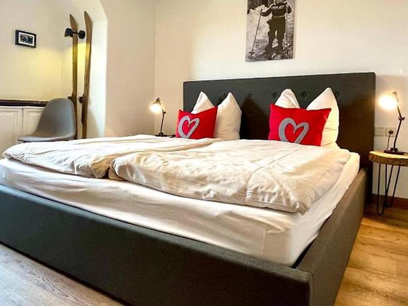 DFA4A2A752F0AF172DFFF3E22882590C