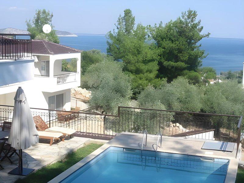 87F14CC3506EF03D512CD26B0E46B99A