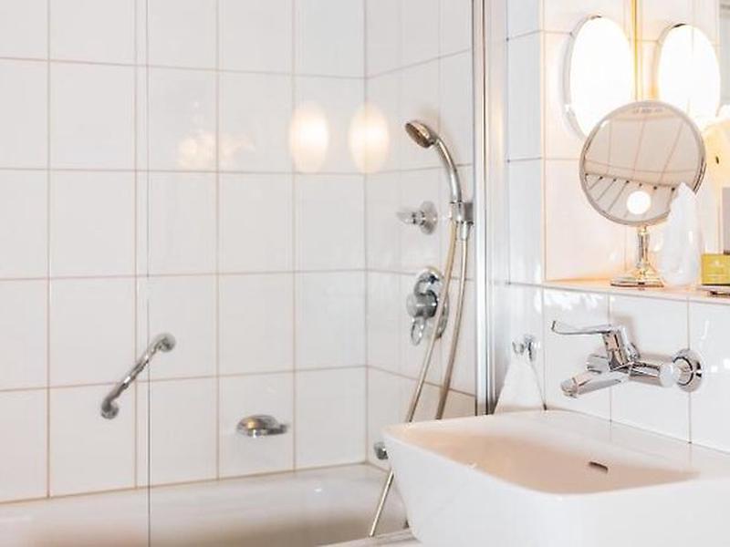 5E2E6124B95281575BEC7F62A6087CC2