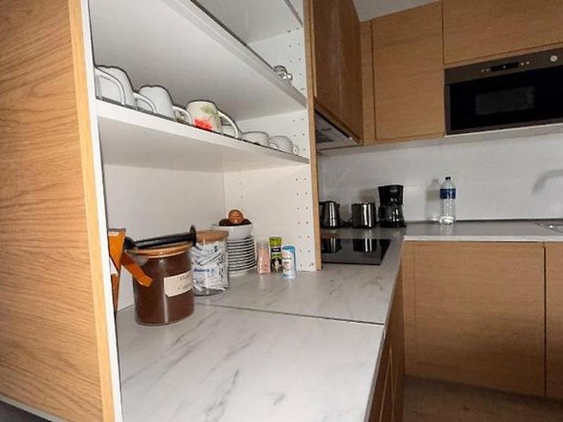 48C7055C58E33E532078EC80CA4CB876