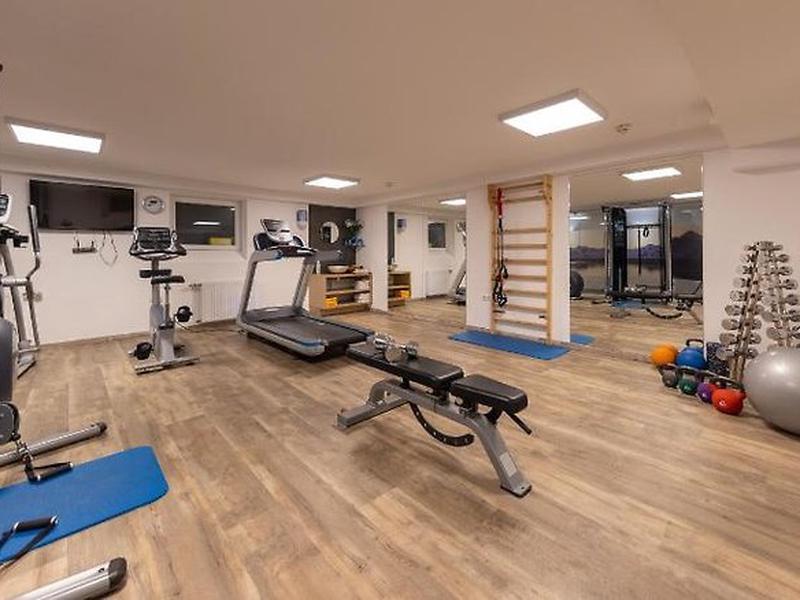 5CD066F44E3CDA8D2EE532035A00962E