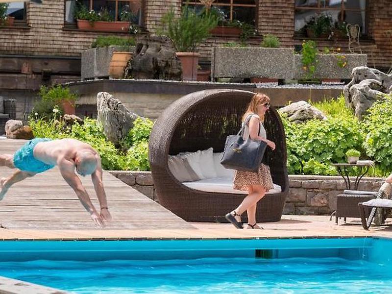 5EF9476C6FA6010AA3344D9D90BFCE07