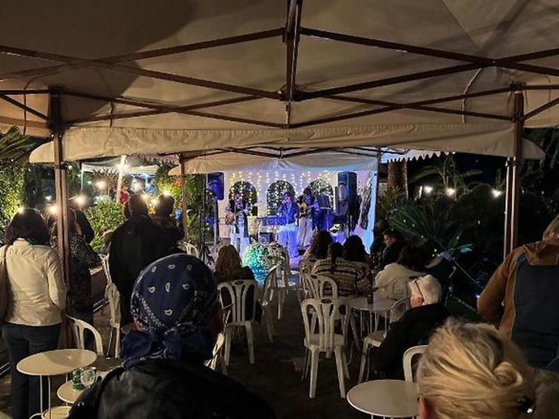 00B4648BF7FC81C1744CA289CC6349CB