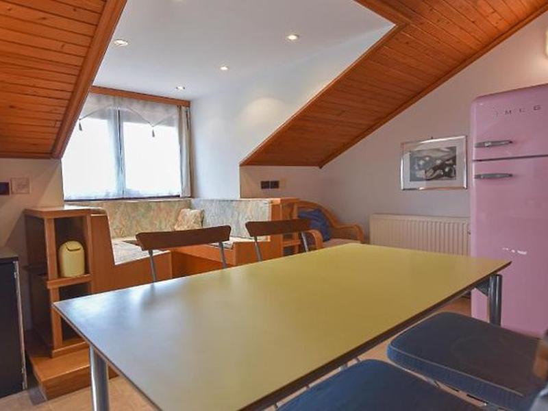 F9DEFC37C7DFF09FFC1DE0D5F71CF9E8