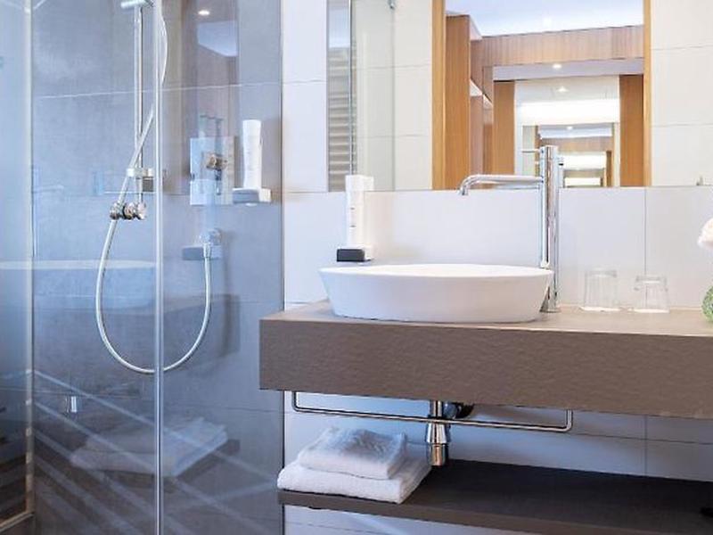 98825A2F841A38459279B276AE4768C3