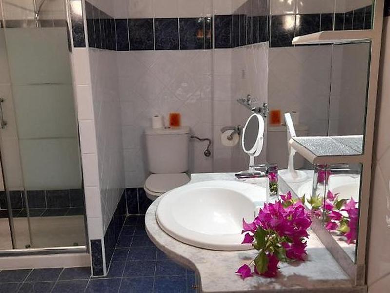 16E730915973C18B29CEC4E11F505DC0