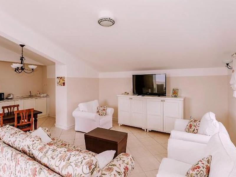 E4C0BDE501201A5C250744797901AB63