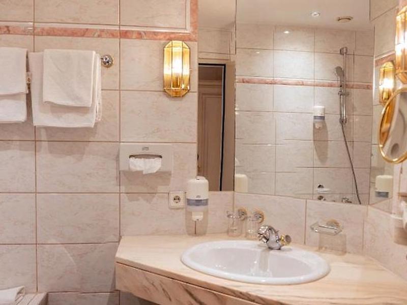 A3A8ED7715677DF58F8280A7AE601050