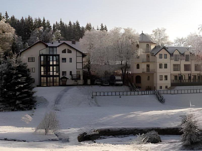 9228F6E0F16F07F2EEBA1A0E162DBA62