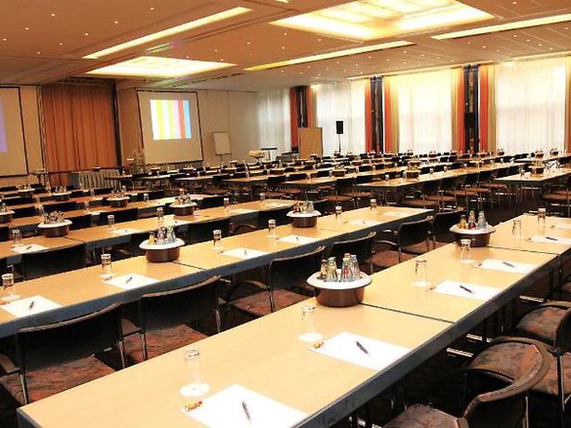 162BA0E05F729B90EC1BBD745E844AD4