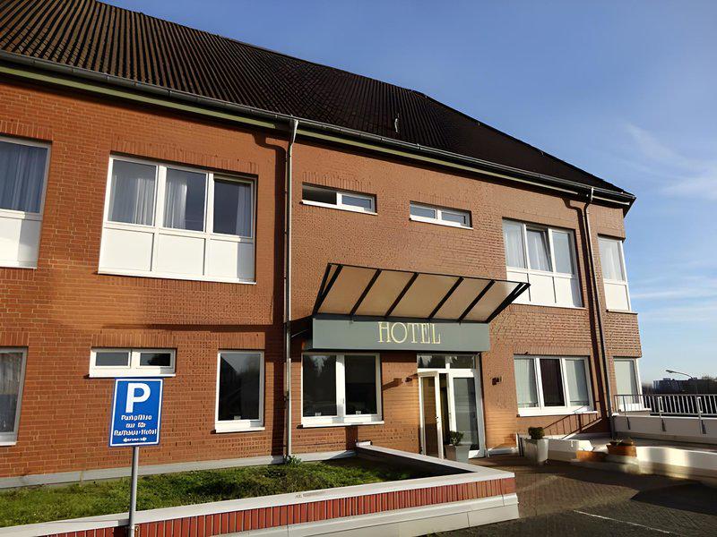 99C47C61E8365889F715BB5C3638674D